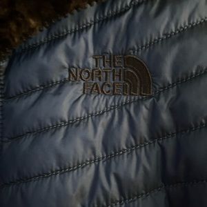 North face reversible amazing coat/jacket. Xs. This is new never worn.
